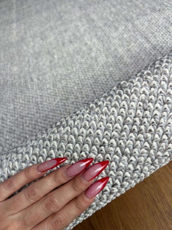 ⁦שטיח לולאות BROWN - דגם אפור בהיר⁩ – תמונה ⁦3⁩